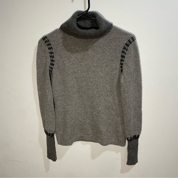 Cullen 100% Cashmere Gray Turtleneck Sweater Women’s XS Extra Small Cozy Warm - Picture 1 of 9